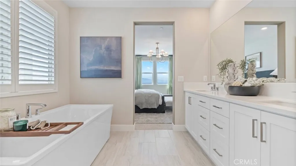 29503 Corte Azulejo, Valencia, California 91354 home-pic-18